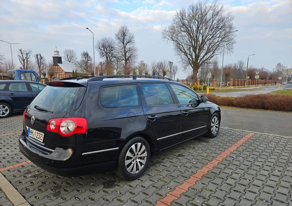 Volkswagen Passat cena 16900 przebieg: 170000, rok produkcji 2008 z Wągrowiec małe 154